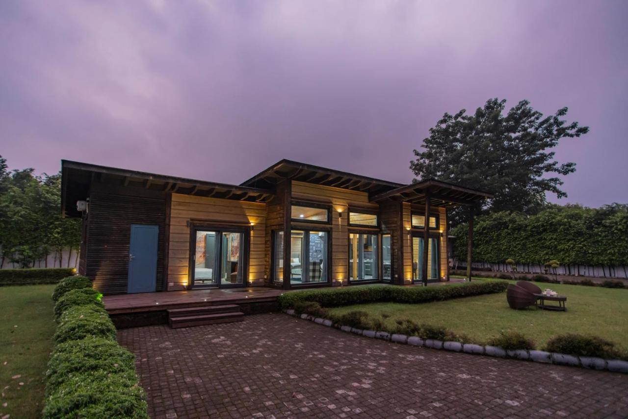 Saffronstays Paradise Pines, Dehradun - Cliff Villa With Valley & Forest Views Eksteriør bilde