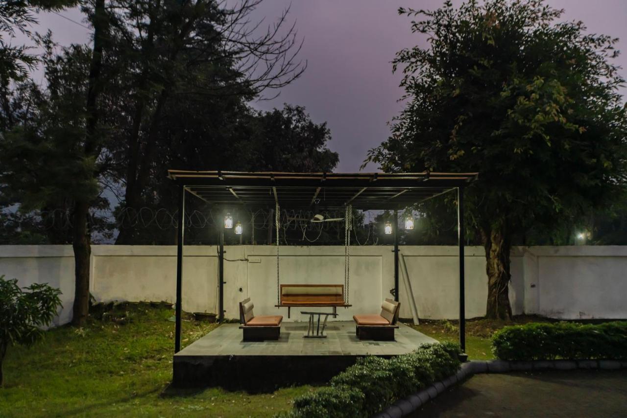 Saffronstays Paradise Pines, Dehradun - Cliff Villa With Valley & Forest Views Eksteriør bilde